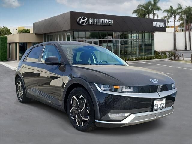 2024 Hyundai IONIQ 5 SE — photo 1 of 1