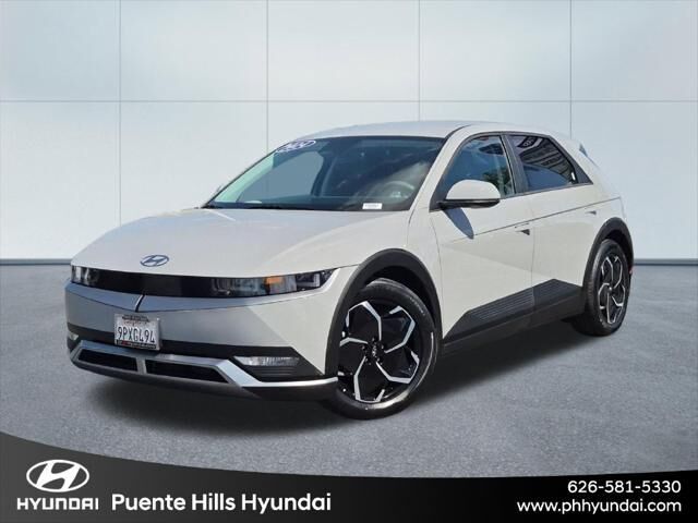 2024 Hyundai IONIQ 5 SE — photo 1 of 13