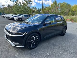 2024 Hyundai IONIQ 5 SE
