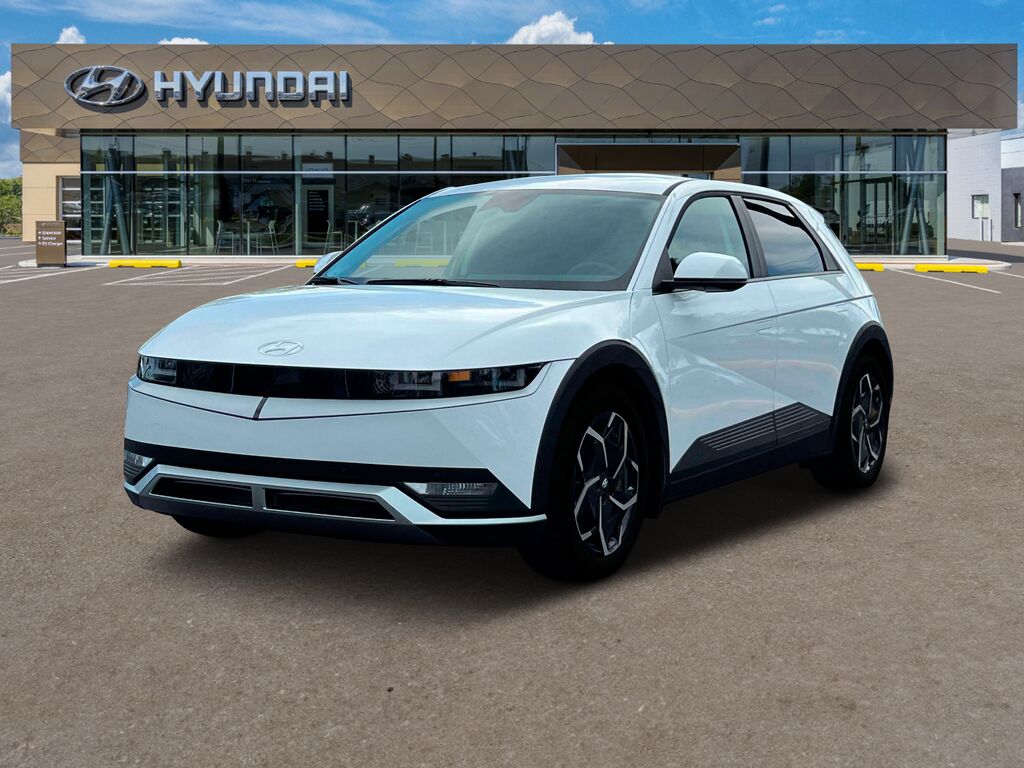 2024 Hyundai IONIQ 5 SEL — photo 1 of 13