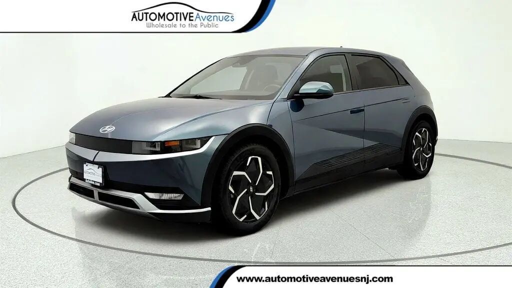 2023 Hyundai IONIQ 5 SEL — photo 1 of 13