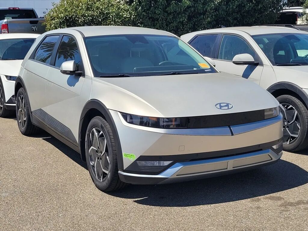 2023 Hyundai IONIQ 5 SEL — photo 1 of 3
