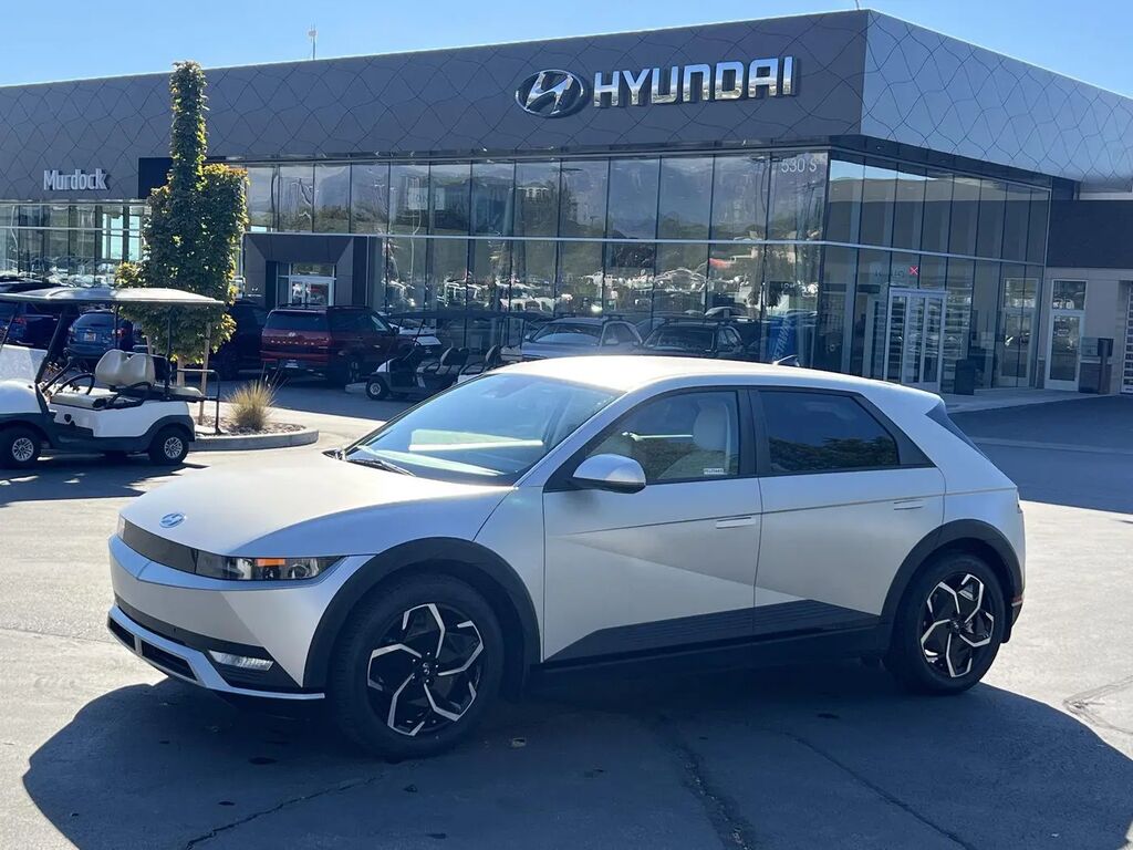2023 Hyundai IONIQ 5 SEL — photo 1 of 13