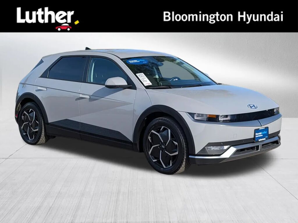2024 Hyundai IONIQ 5 SEL — photo 1 of 13