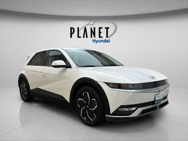 2024 Hyundai IONIQ 5 SEL — photo 1 of 13