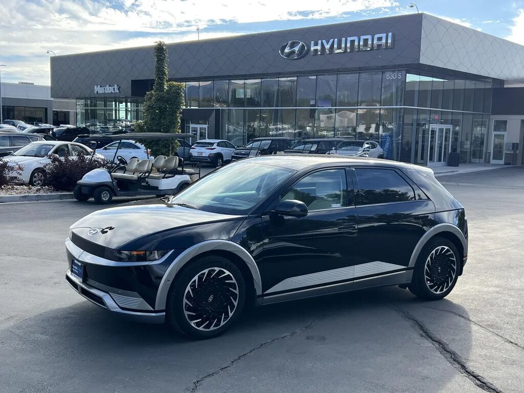 2023 Hyundai IONIQ 5 Limited — photo 1 of 13