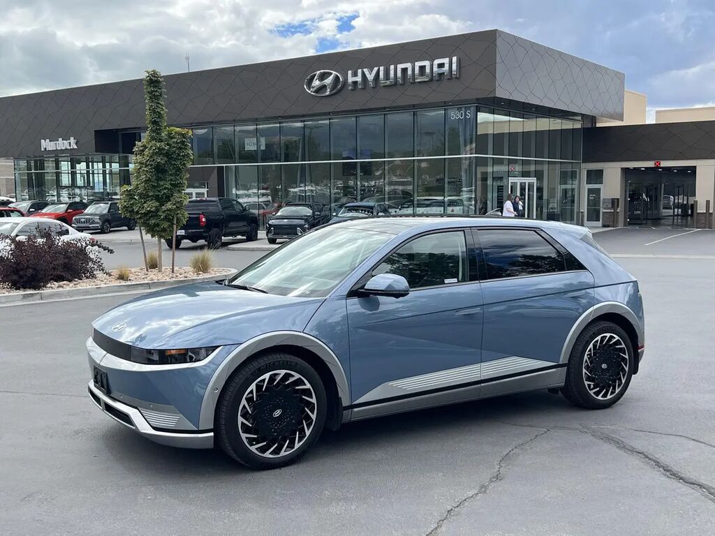 2023 Hyundai IONIQ 5 Limited — photo 1 of 13