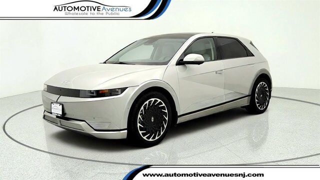 2024 Hyundai IONIQ 5 Limited — photo 1 of 14