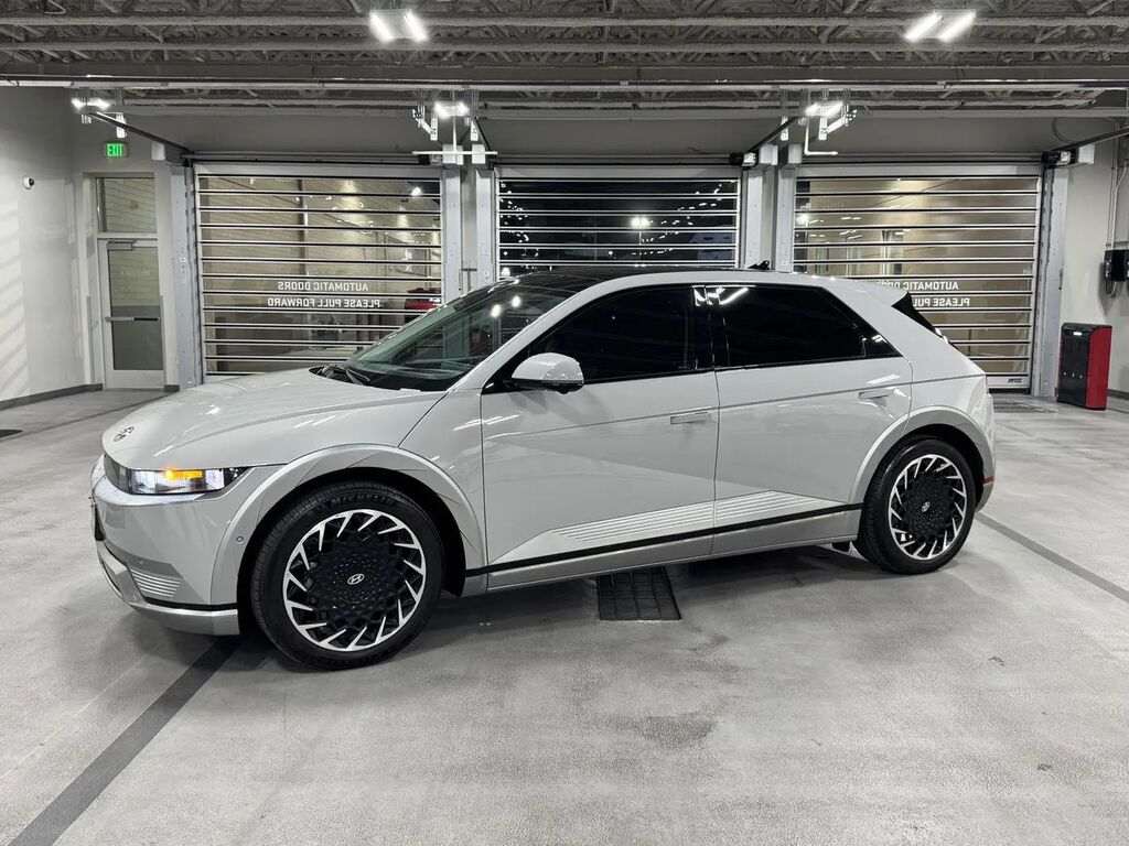 2024 Hyundai IONIQ 5 Limited — photo 1 of 13