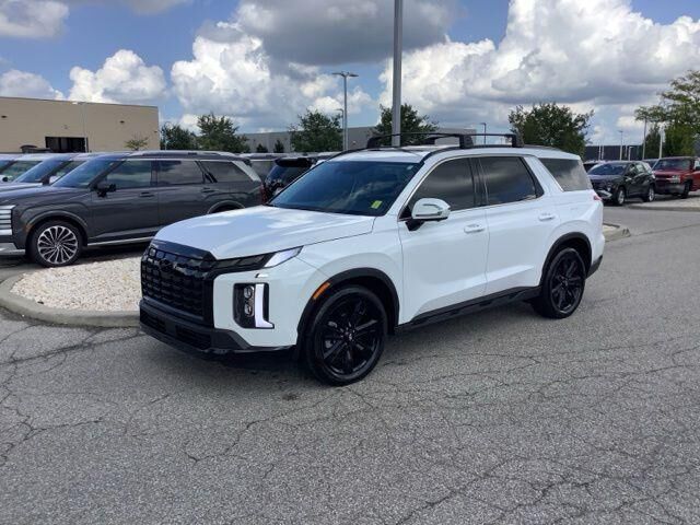 2025 Hyundai PALISADE XRT — photo 1 of 13