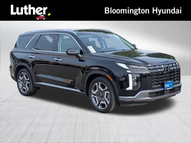2025 Hyundai PALISADE SEL Premium — photo 1 of 13