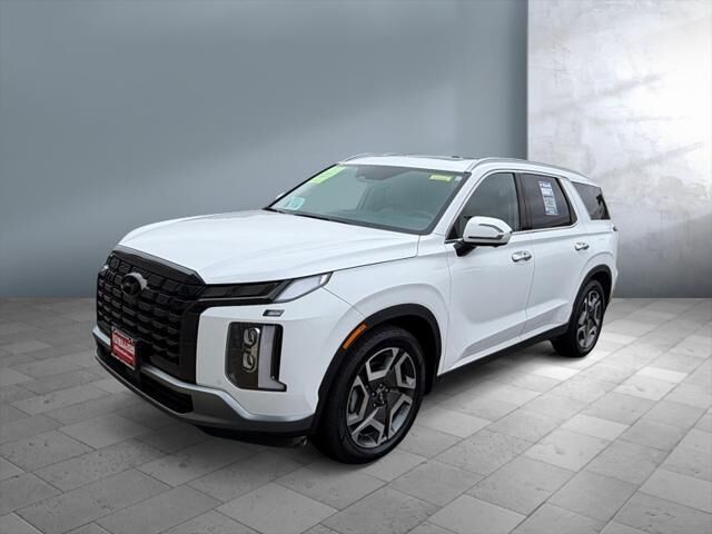 2025 Hyundai PALISADE SEL Premium — photo 1 of 13