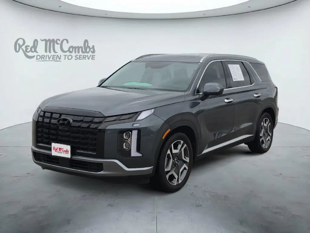 2025 Hyundai PALISADE SEL Premium — photo 1 of 13