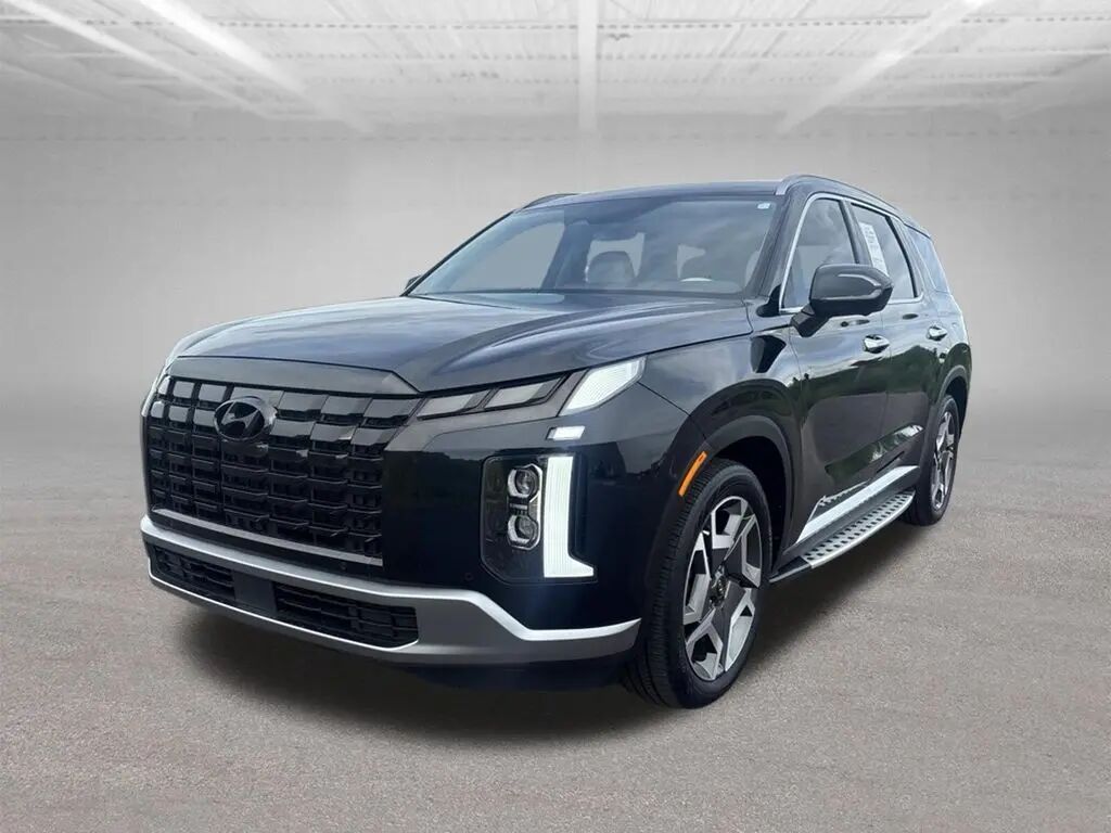 2024 Hyundai PALISADE Limited — photo 1 of 13