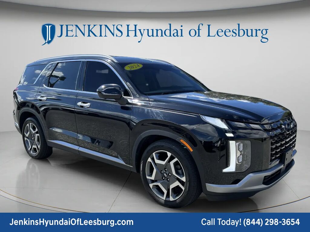 2024 Hyundai PALISADE Limited — photo 1 of 13