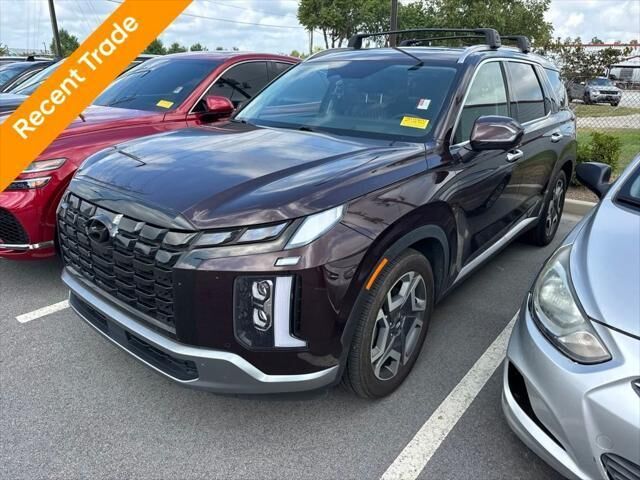 2024 Hyundai PALISADE Limited — photo 1 of 4