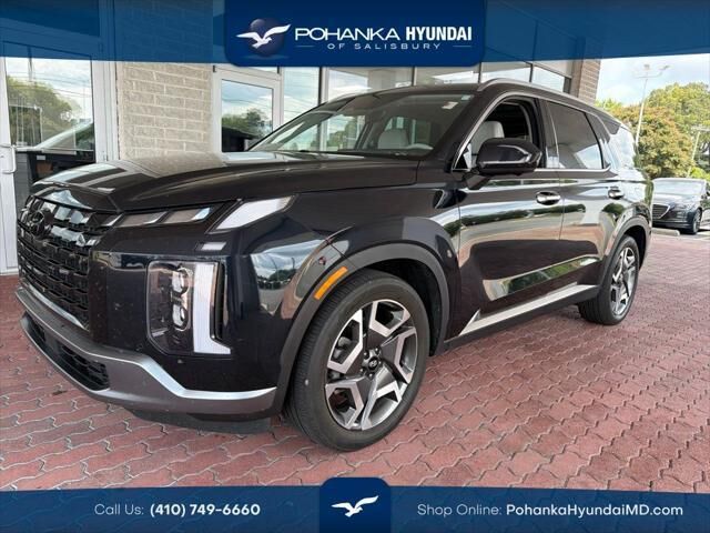 2024 Hyundai PALISADE Limited — photo 1 of 13