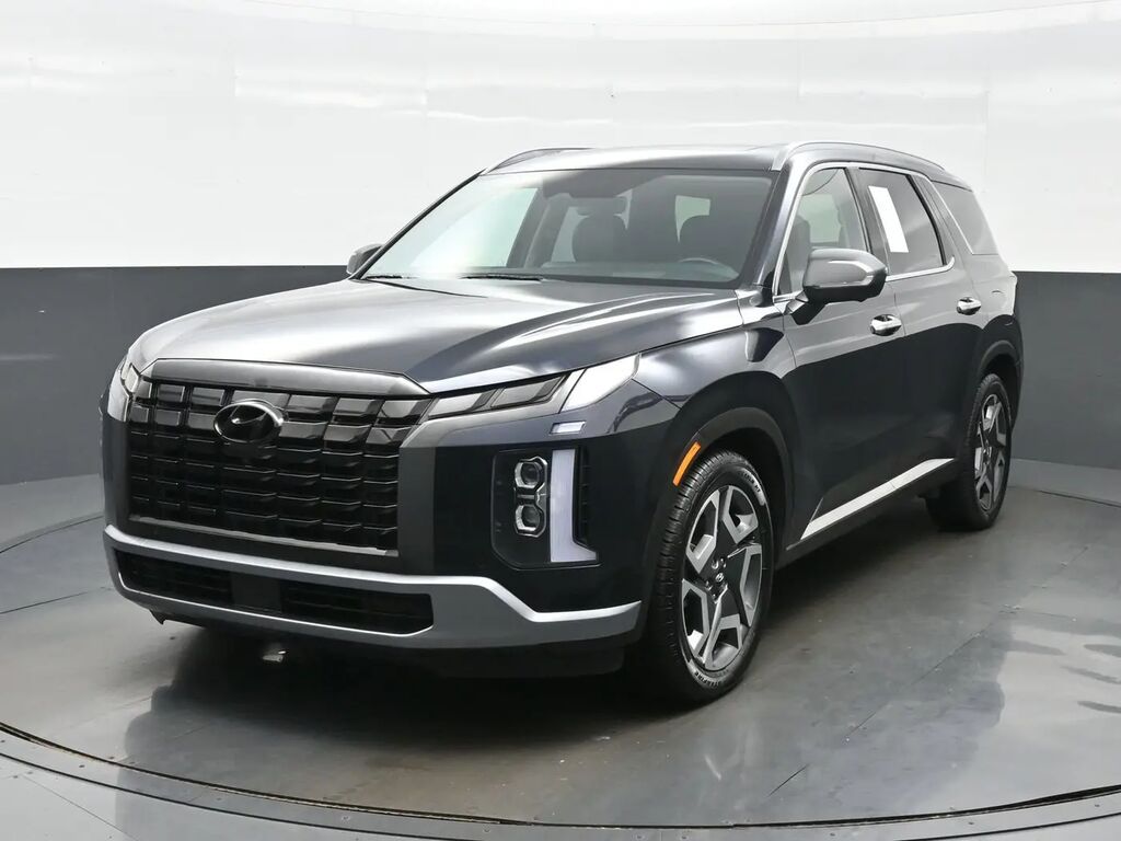 2023 Hyundai PALISADE Limited — photo 1 of 13