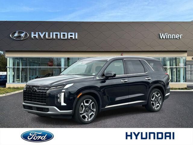2023 Hyundai PALISADE Limited — photo 1 of 11