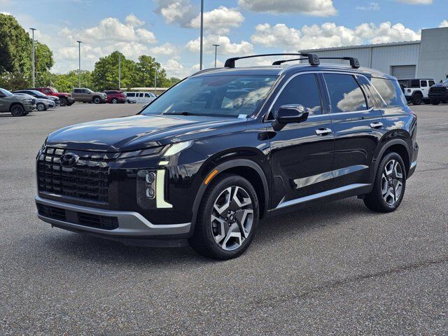 2023 Hyundai Palisade Limited — photo 1 of 13