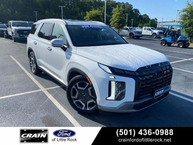 2024 Hyundai PALISADE Limited — photo 1 of 13