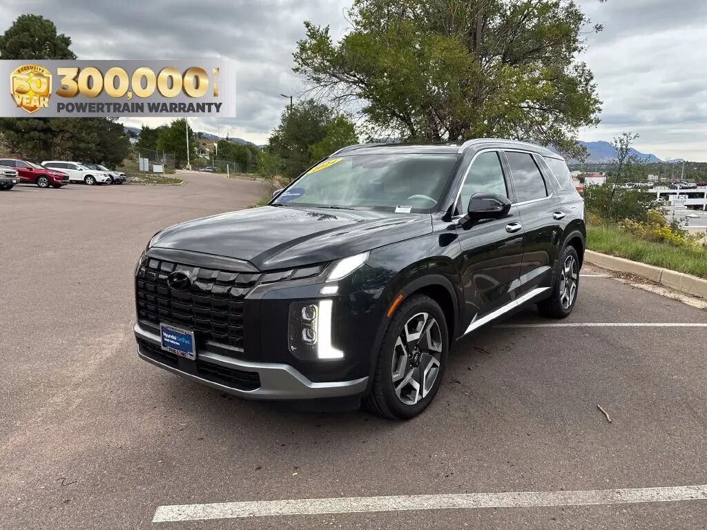 2024 Hyundai PALISADE Limited — photo 1 of 13