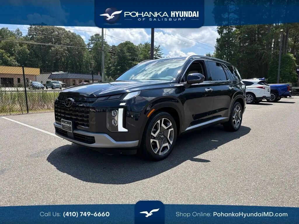 2024 Hyundai PALISADE Limited — photo 1 of 6
