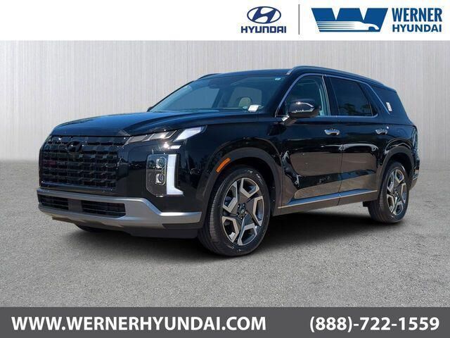 2024 Hyundai PALISADE Limited — photo 1 of 13