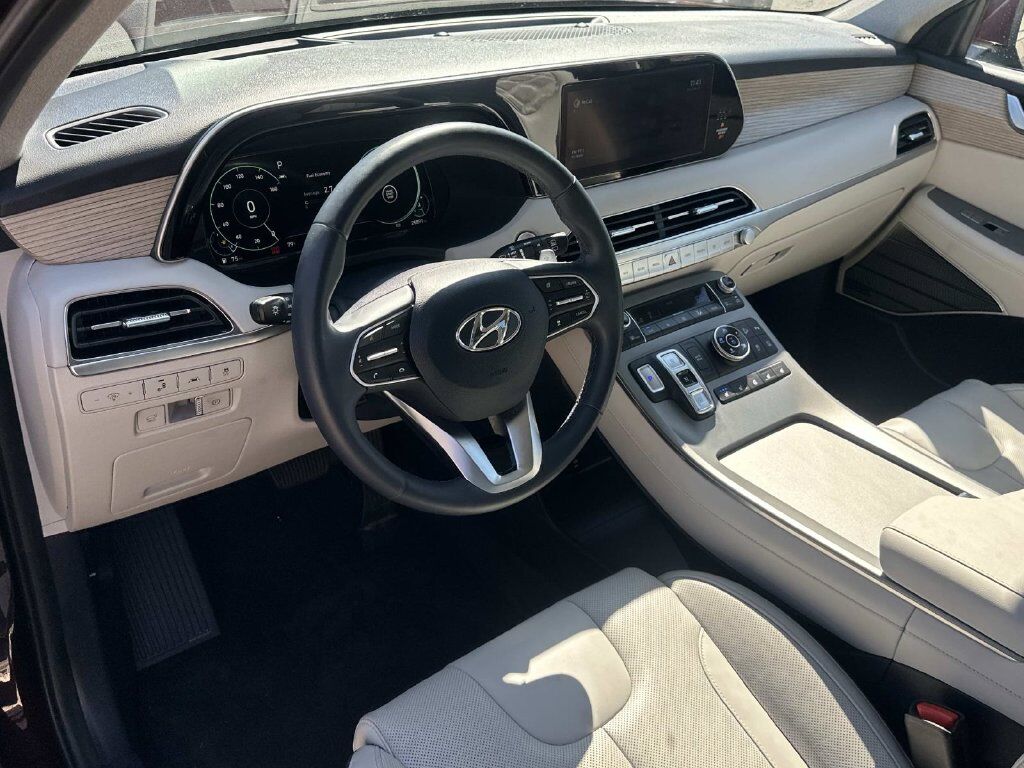 2022 Hyundai Palisade Limited — photo 1 of 12
