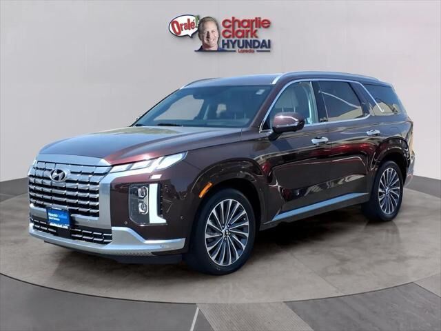 2024 Hyundai PALISADE Calligraphy — photo 1 of 25