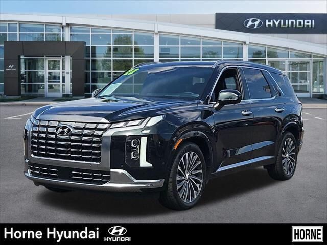 2023 Hyundai PALISADE Calligraphy — photo 1 of 13