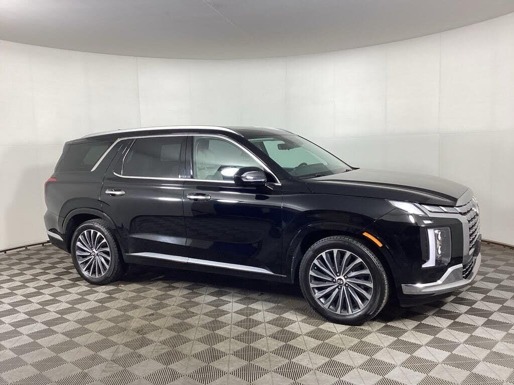 2023 Hyundai PALISADE Calligraphy — photo 1 of 33