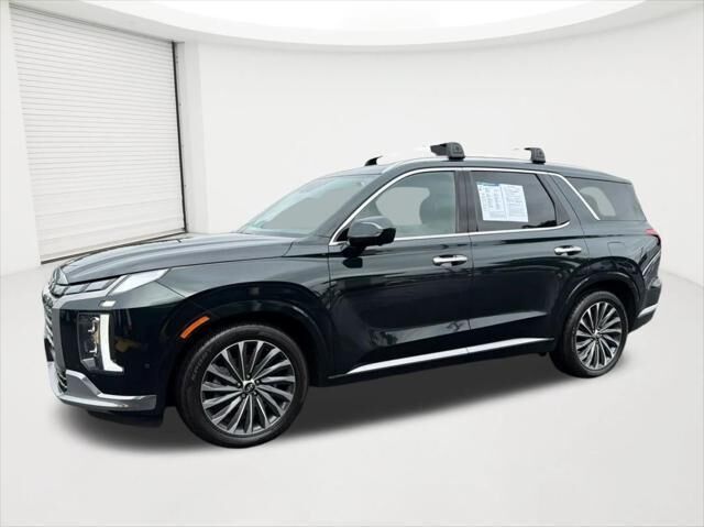 2024 Hyundai PALISADE Calligraphy — photo 1 of 13