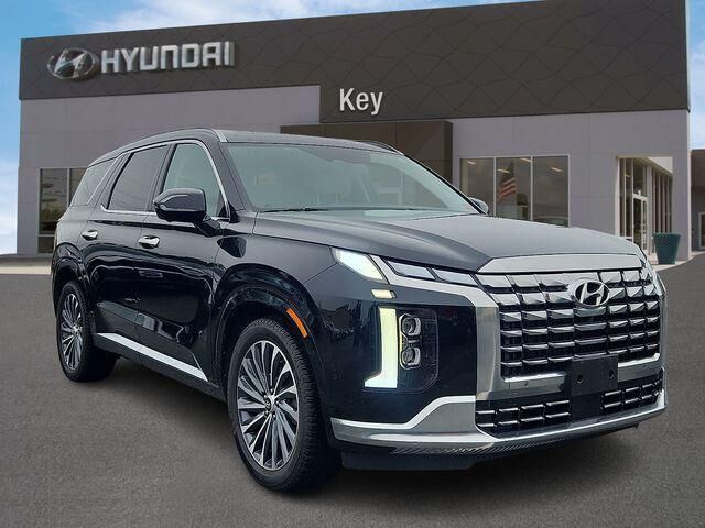 2024 Hyundai PALISADE Calligraphy — photo 1 of 26