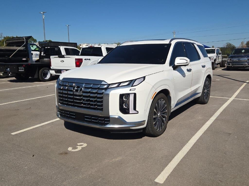 2024 Hyundai PALISADE Calligraphy — photo 1 of 5