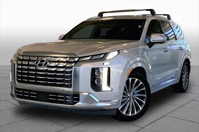 2024 Hyundai PALISADE Calligraphy — photo 1 of 6