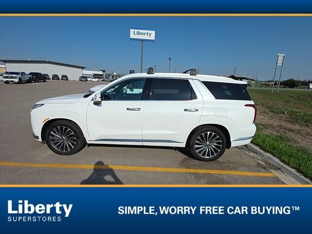2023 Hyundai PALISADE Calligraphy — photo 1 of 2