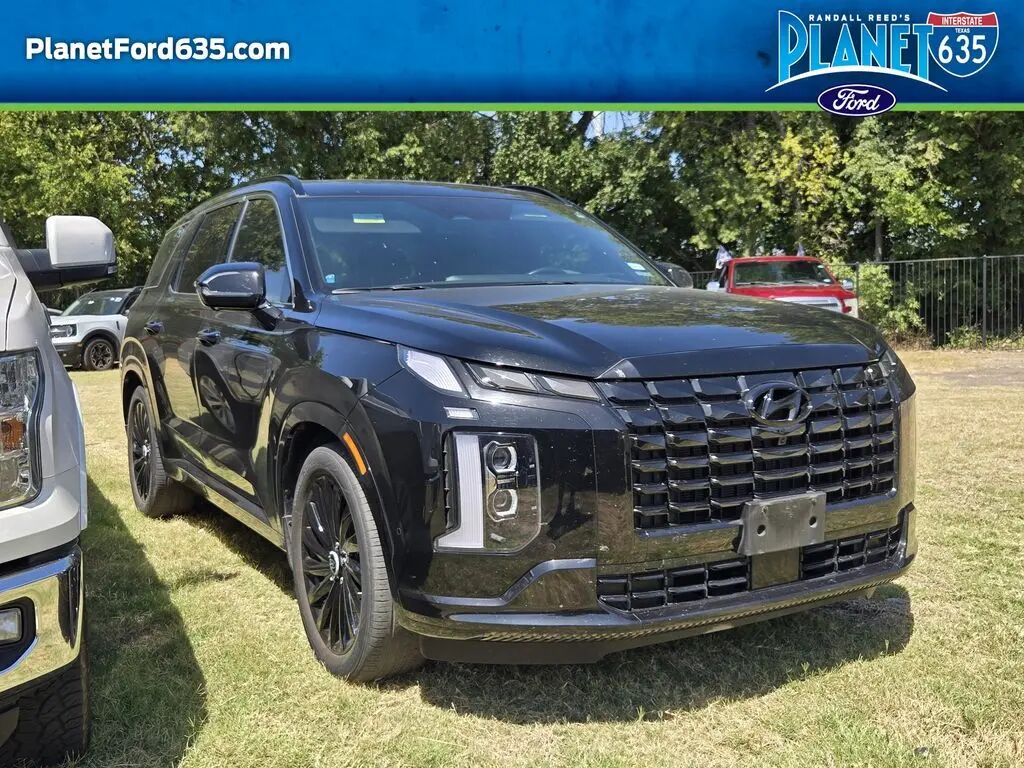 2024 Hyundai PALISADE Calligraphy Night Edition — photo 1 of 23