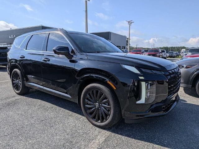 2025 Hyundai PALISADE Calligraphy Night Edition — photo 1 of 26