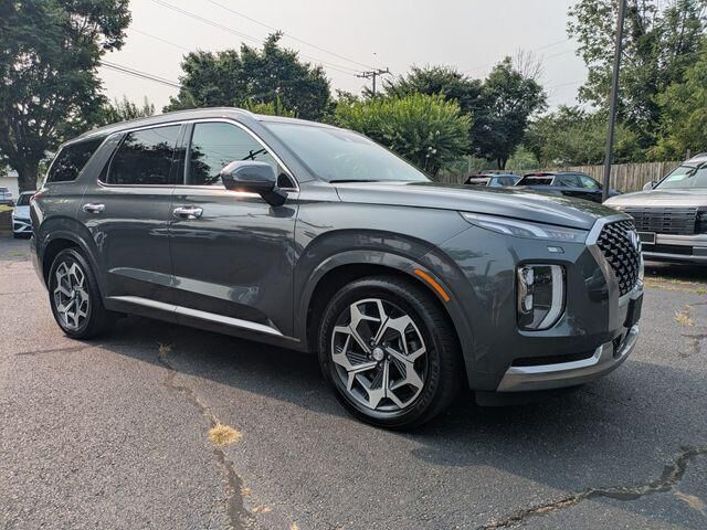 2022 Hyundai PALISADE Calligraphy — photo 1 of 26