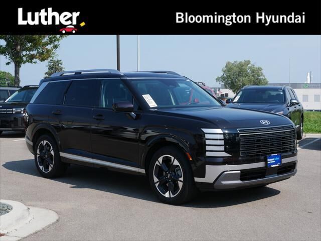 2026 Hyundai PALISADE Limited — photo 1 of 32