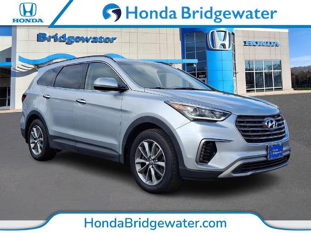 2019 Hyundai SANTA FE XL SE — photo 1 of 13