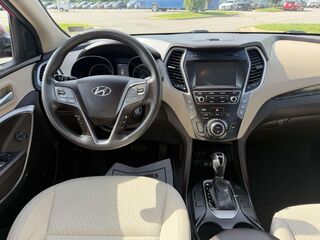 2018 Hyundai Santa Fe SE