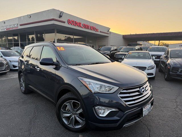 2016 Hyundai Santa Fe SE — photo 1 of 13