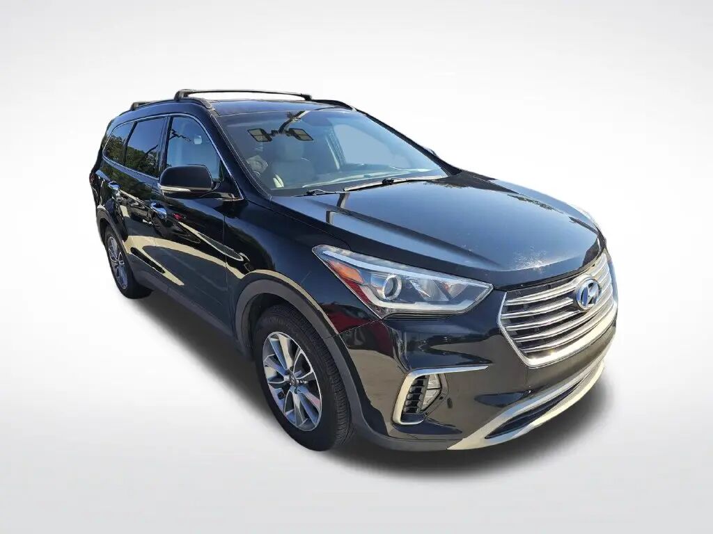 2017 Hyundai SANTA FE Limited — photo 1 of 13
