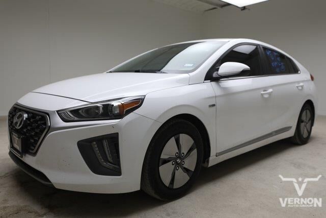 2020 Hyundai IONIQ Hybrid SE — photo 1 of 13
