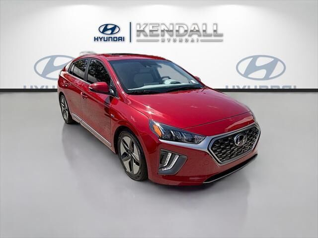 2020 Hyundai IONIQ Hybrid SEL — photo 1 of 3