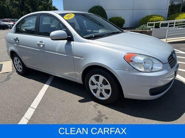 2010 Hyundai ACCENT GLS — photo 1 of 2
