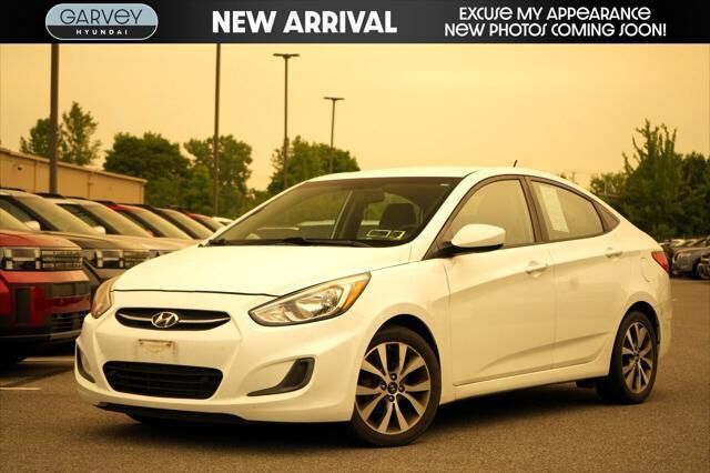 2017 Hyundai ACCENT Value Edition — photo 1 of 40