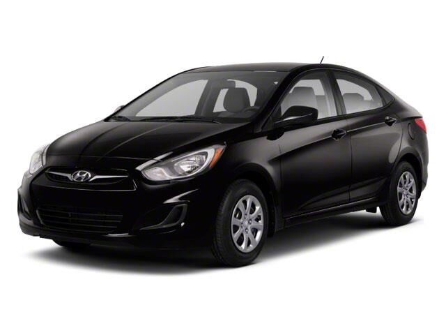 2013 Hyundai ACCENT GLS — photo 1 of 13